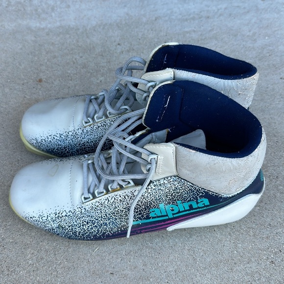 Alpina Touring Nordic Cross Country Ski Boots Size EU 43 Made in Slovenia - Picture 2 of 5